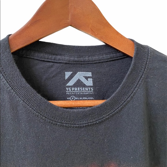 Big Bang Last Dance 2017 Concert Tour Shirt - Picture 2 of 3